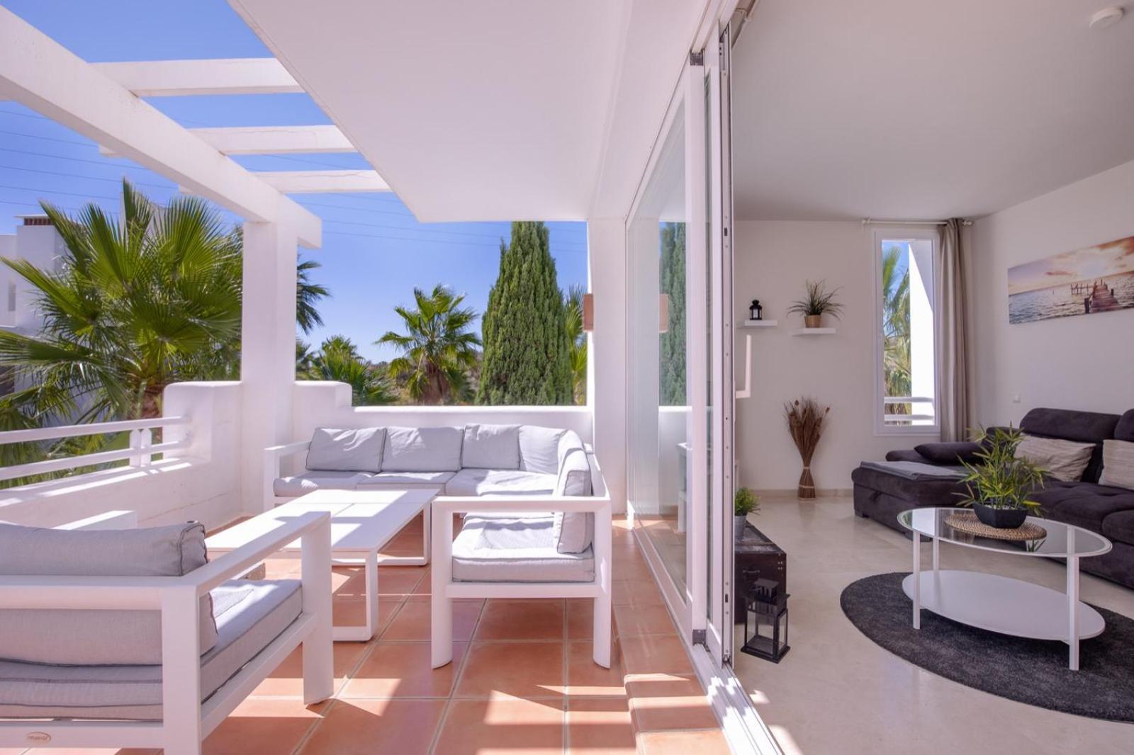 Apartmán Alcazaba Lagoon Estepona Golf Exteriér fotografie