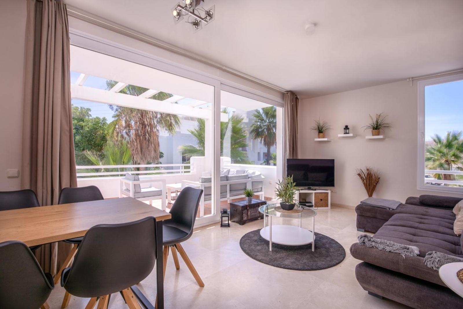 Apartmán Alcazaba Lagoon Estepona Golf Exteriér fotografie