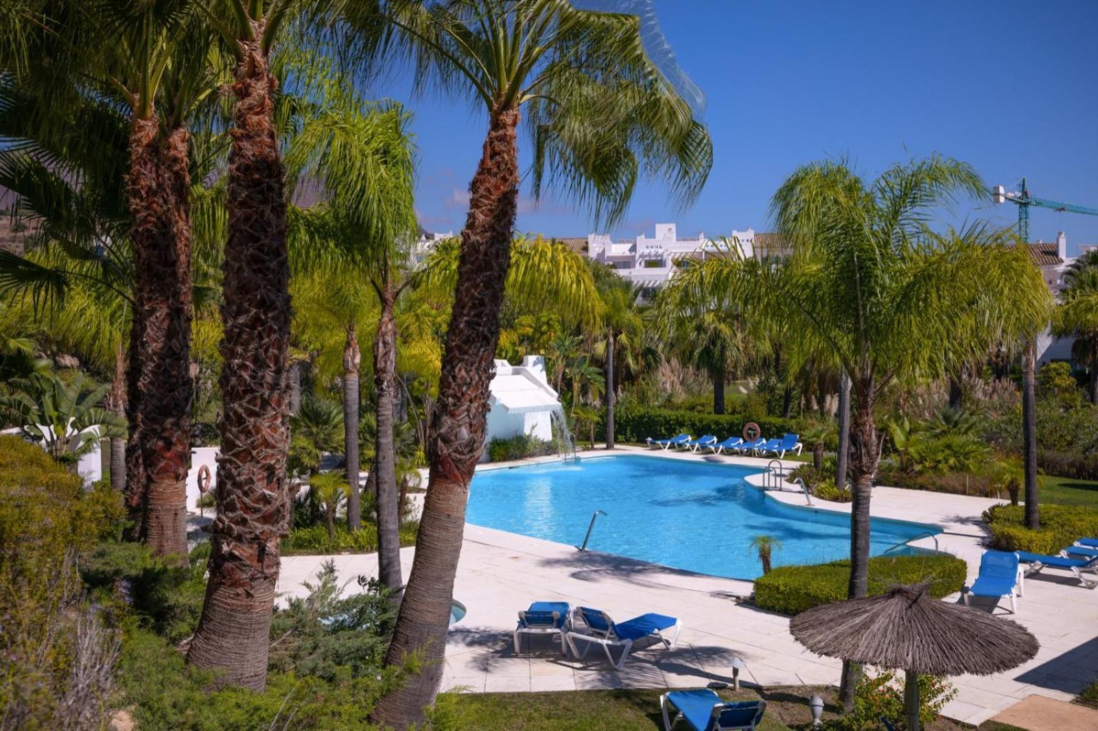 Apartmán Alcazaba Lagoon Estepona Golf Exteriér fotografie